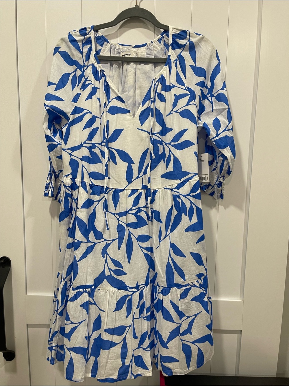 Sonoma White and Blue Leaf-Print Tiered Midi Dress medium flowy